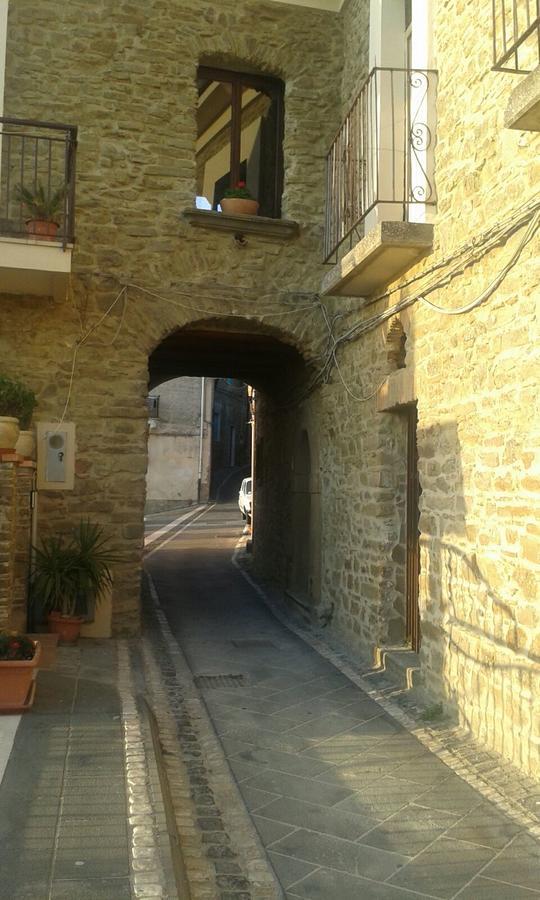 Pozzo Medievale Prignano Cilento Eksteriør bilde